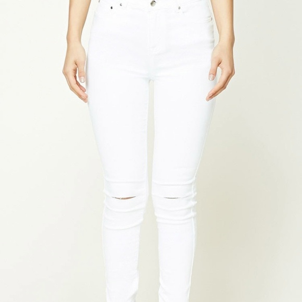 White Skinny Jeans with Knee Rips